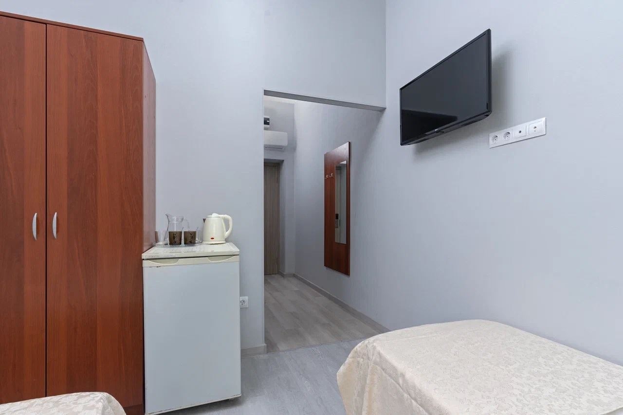 rooms-2-local-standard-building-3