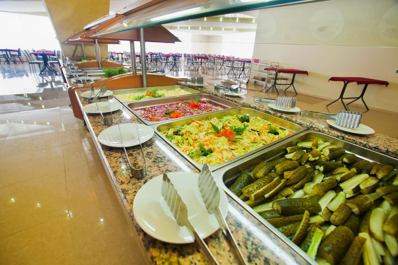 restaurants-dinner-hall