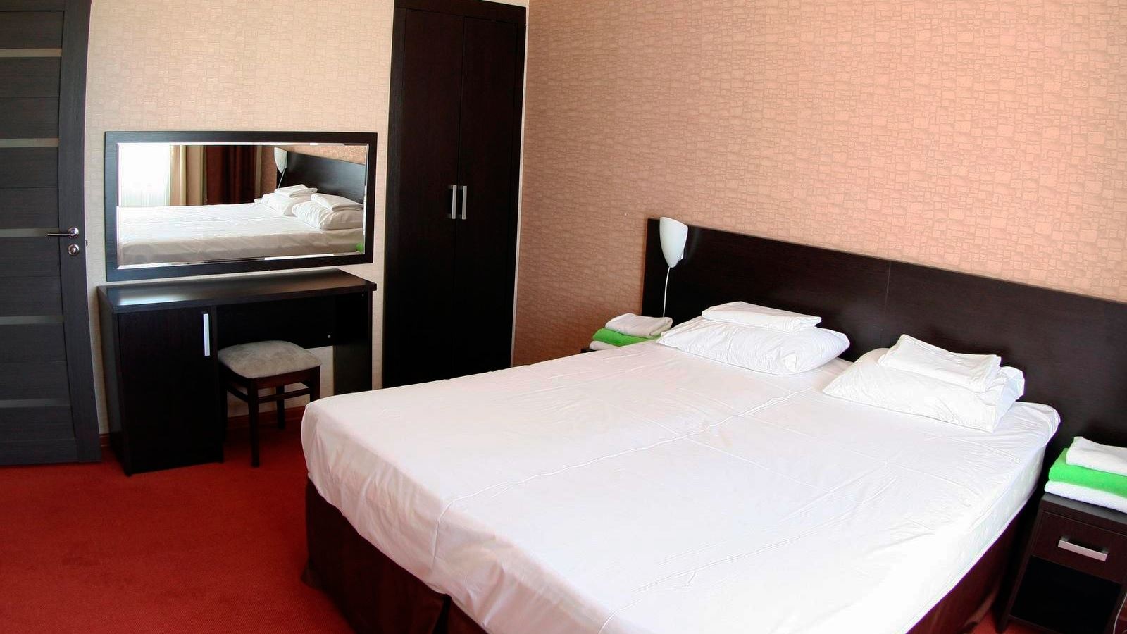 rooms-2-room-lux-with-balcony-corpus-4