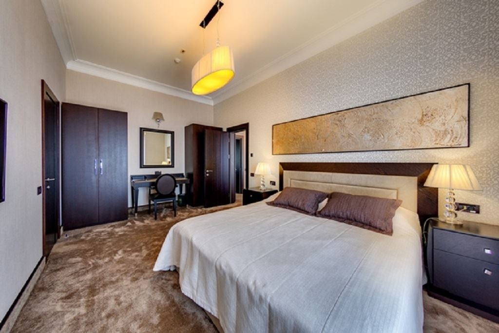 rooms-apartment-quad-cityview