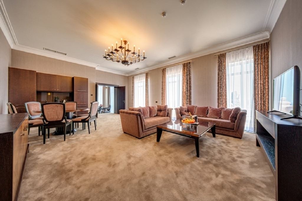 rooms-apartment-quad-cityview