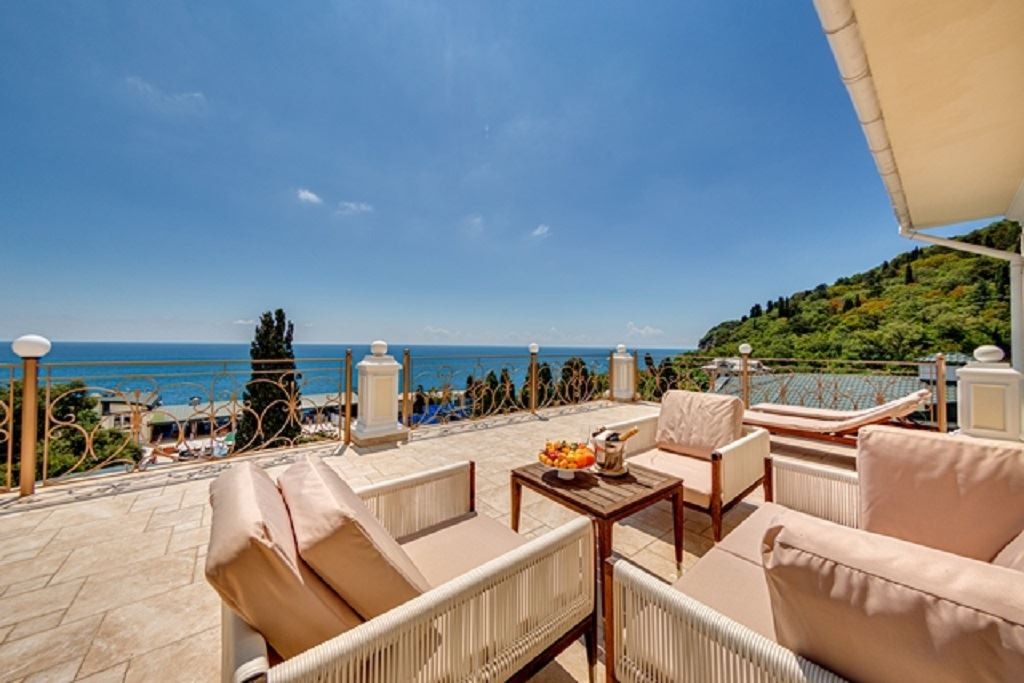 rooms-apartment-quad-cityview