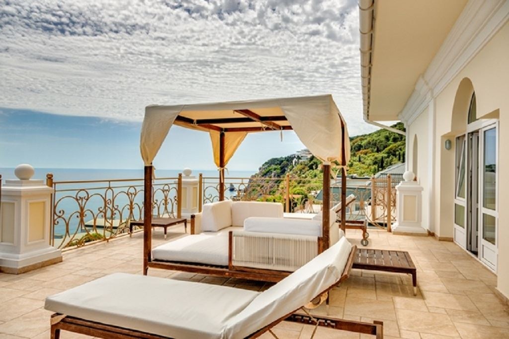 rooms-apartment-quad-gardenview