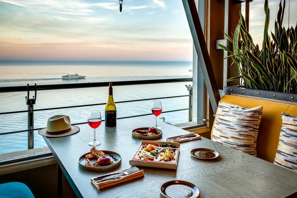 restaurants-restaurant