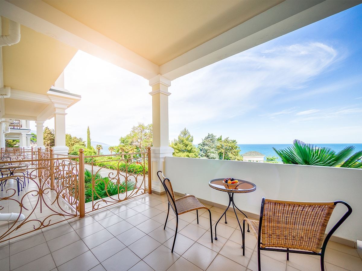 rooms-standard-suite-seaview