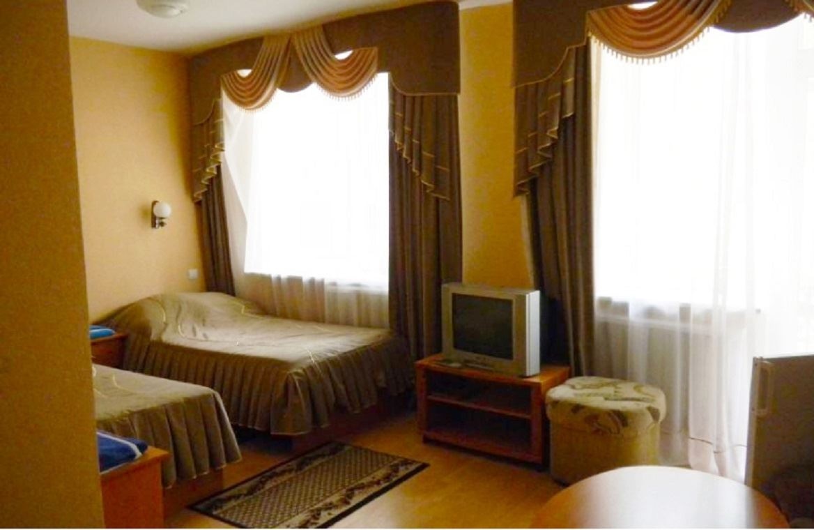 rooms-room-standard-twin