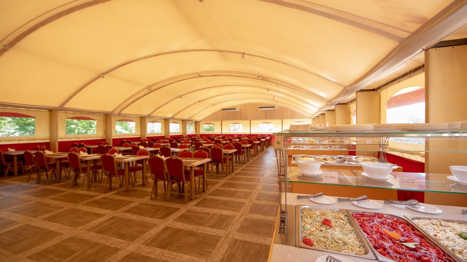 restaurants-restaurant