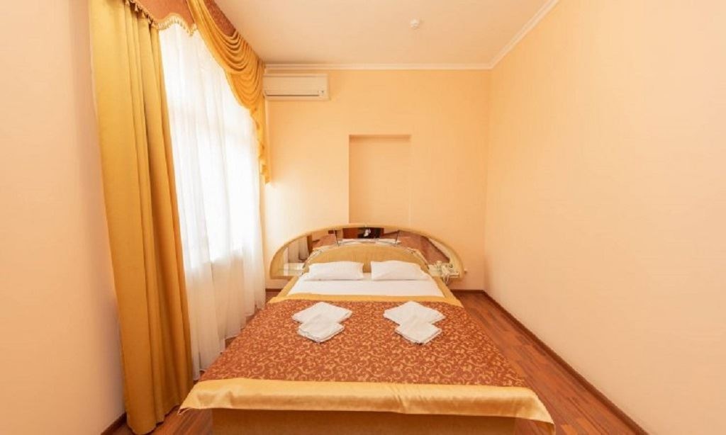 rooms-room-deluxe-typea