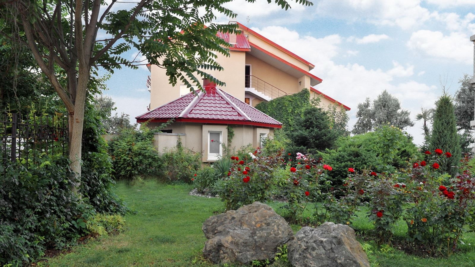 general-annex-building