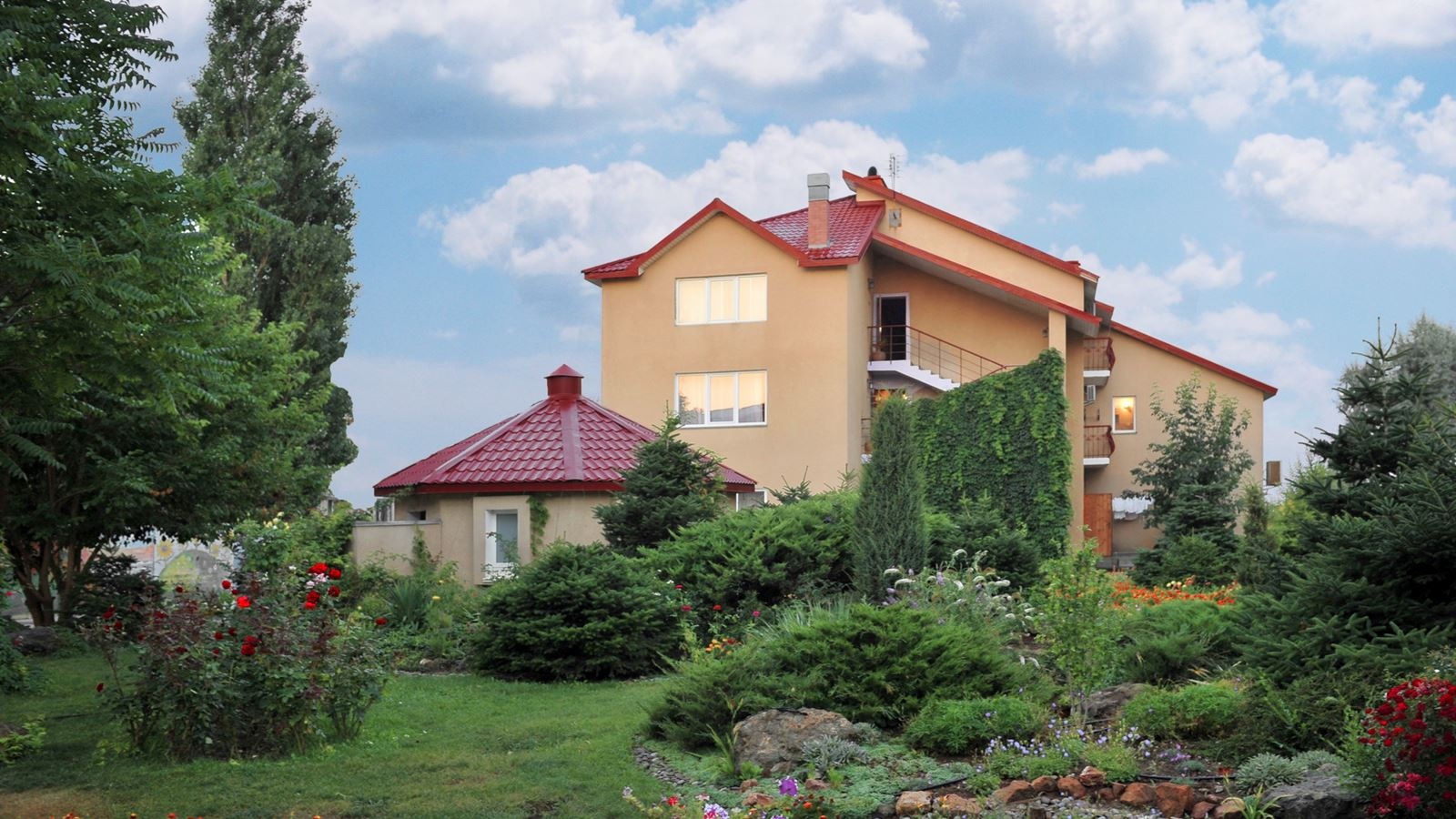 general-annex-building