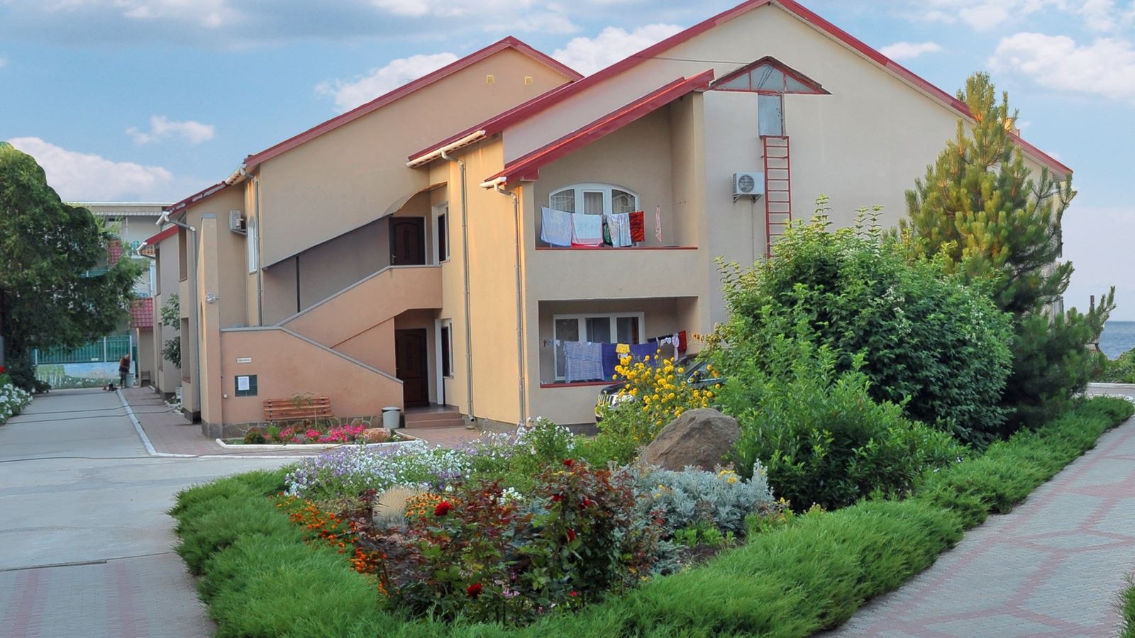 general-annex-building