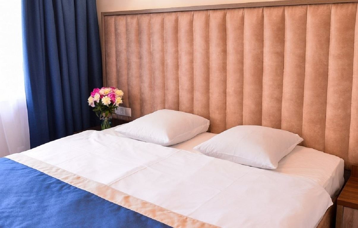 rooms-premium-plus-building-4