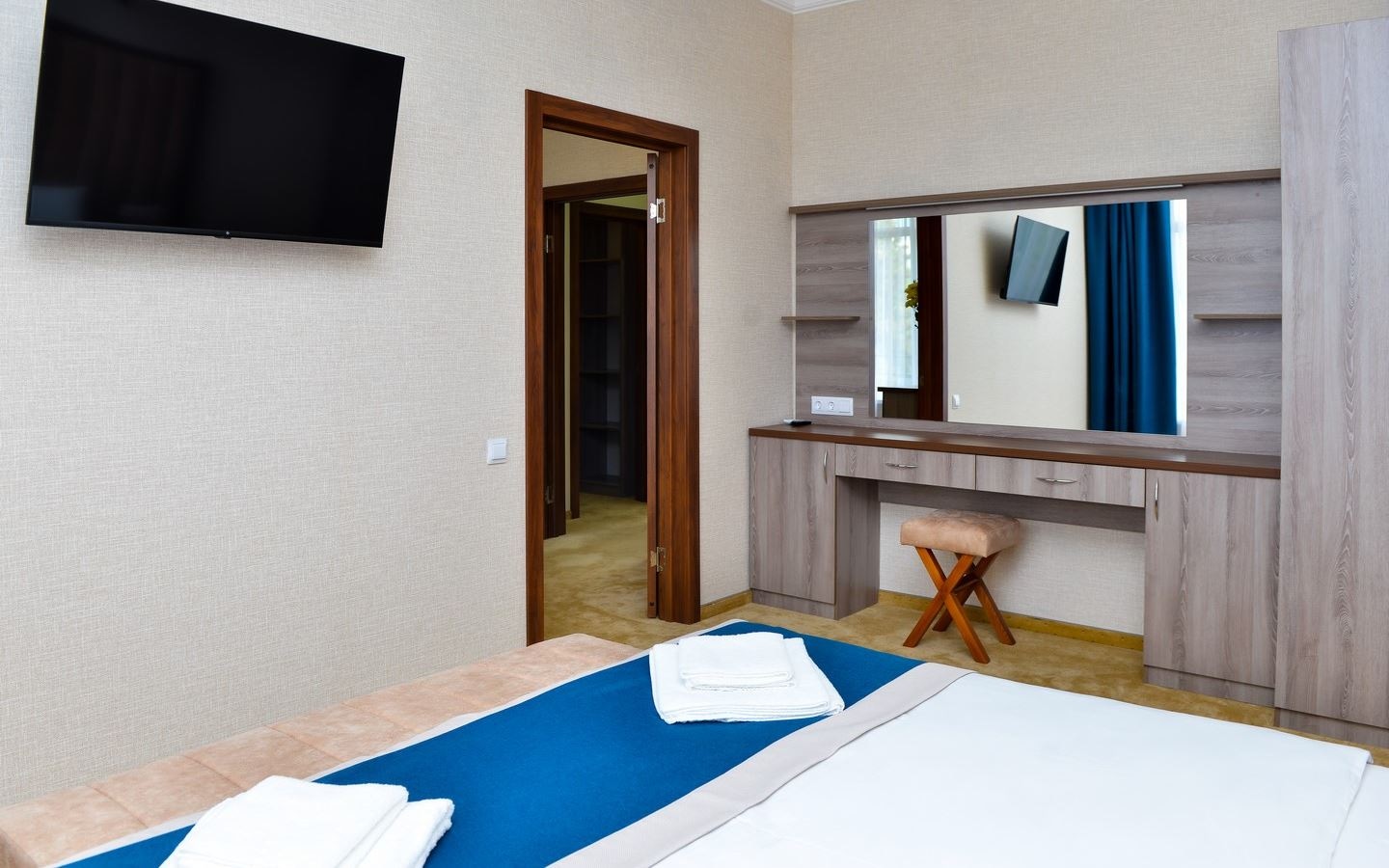 rooms-2-комнатный-люкс-корпус-6