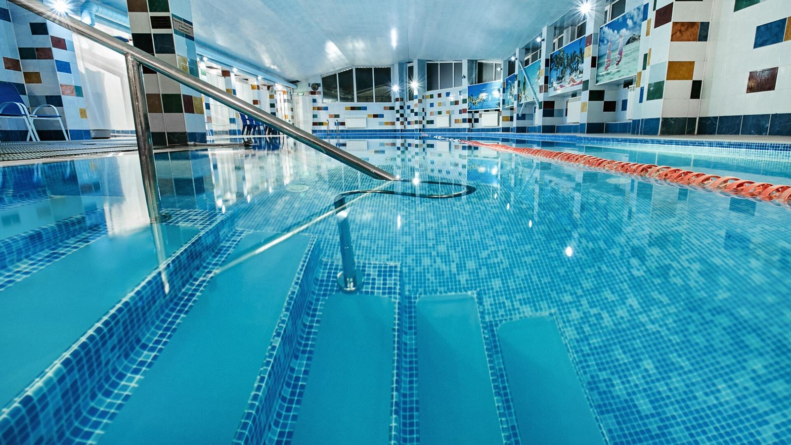 pools-indoor-pool