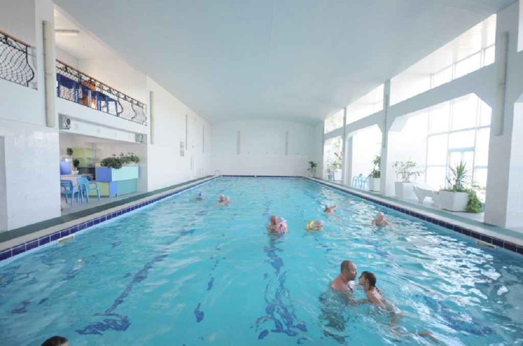 pools-indoor-pool