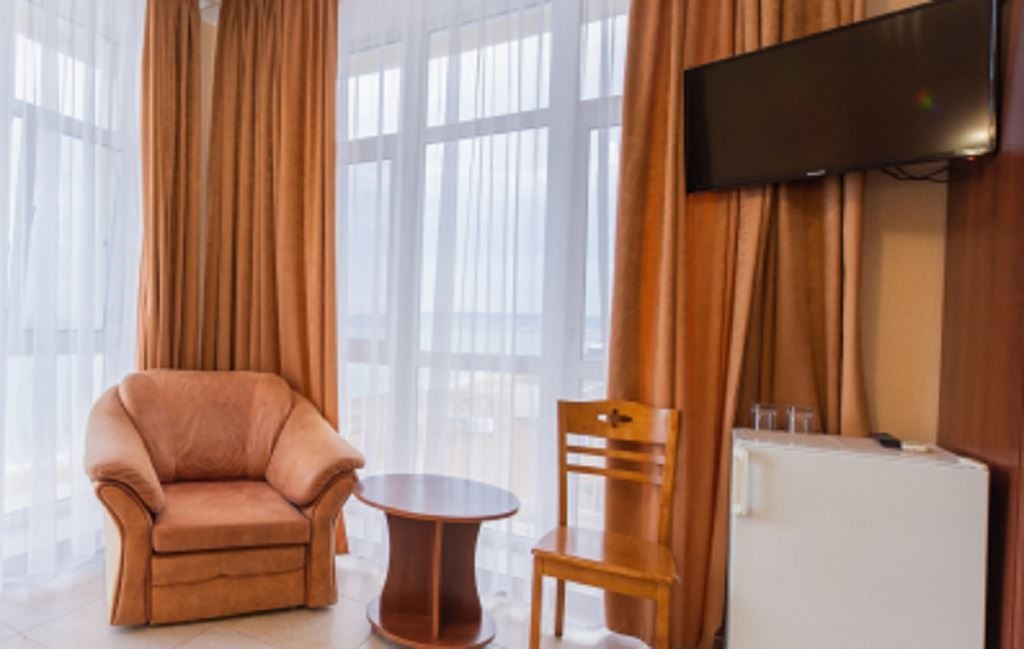 rooms-делюкс-2х-местный-с-видом