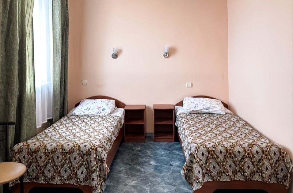 rooms-2-местный-с-видом-на-море-каменные-домики