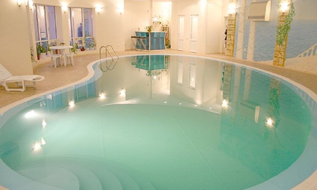 pools-indoor-pool