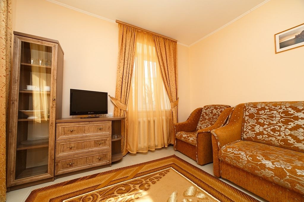 rooms-2-room-building-8