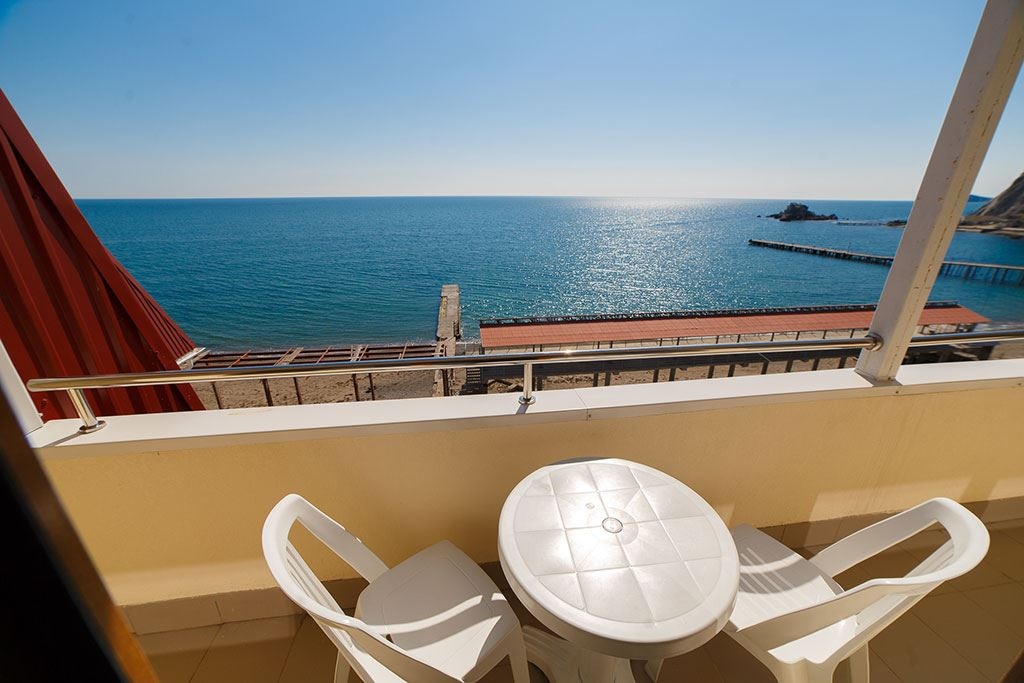 rooms-3-комнатный-2-местный-люкс-корпус-10