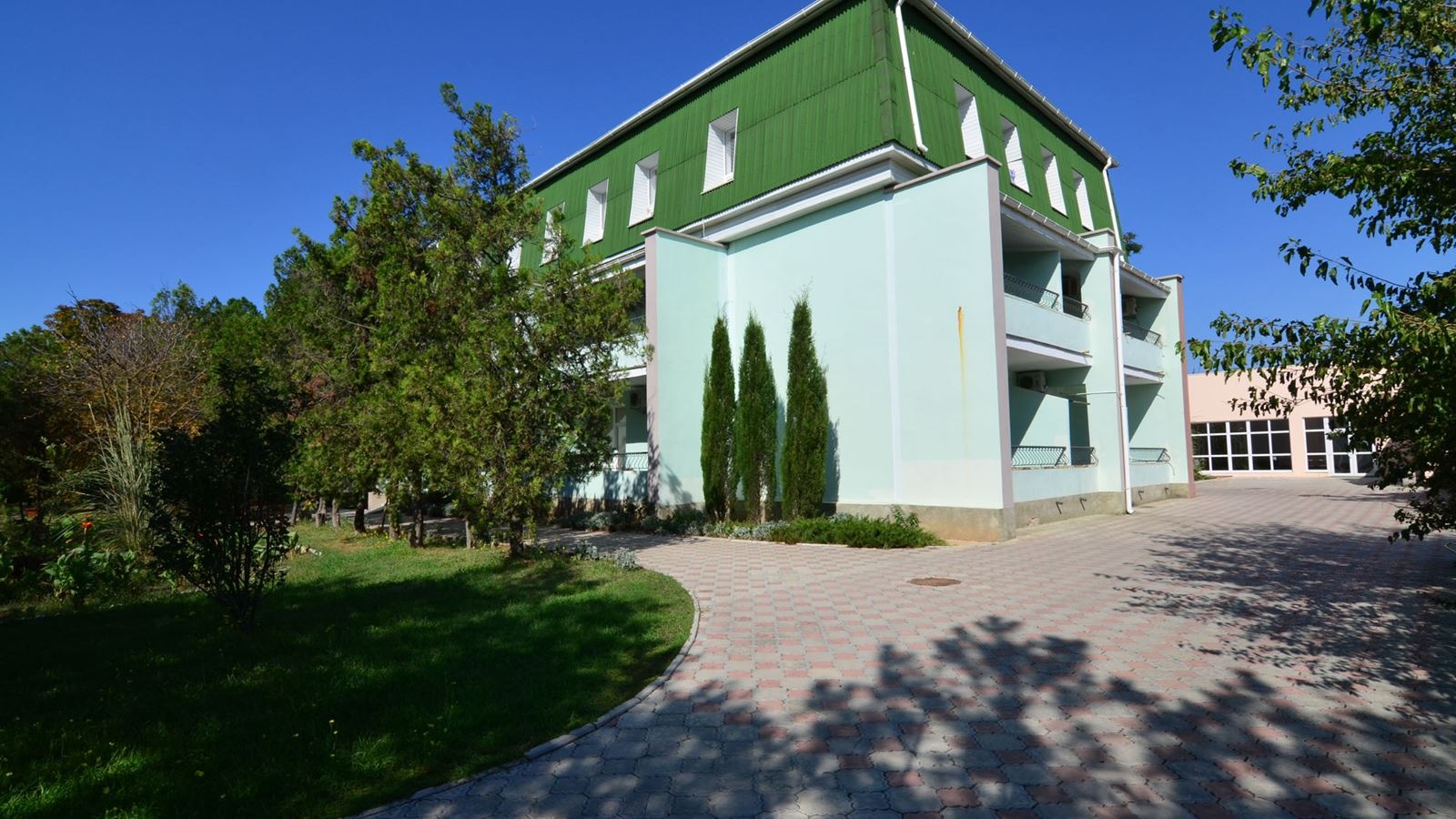 general-main-building