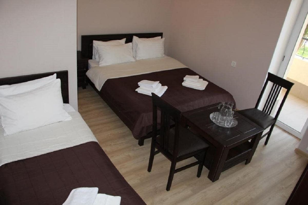 rooms-triple-standard