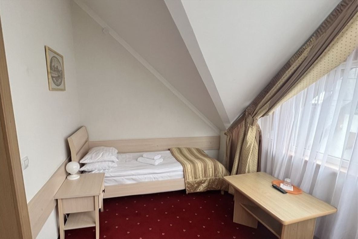 rooms-standard-single-room