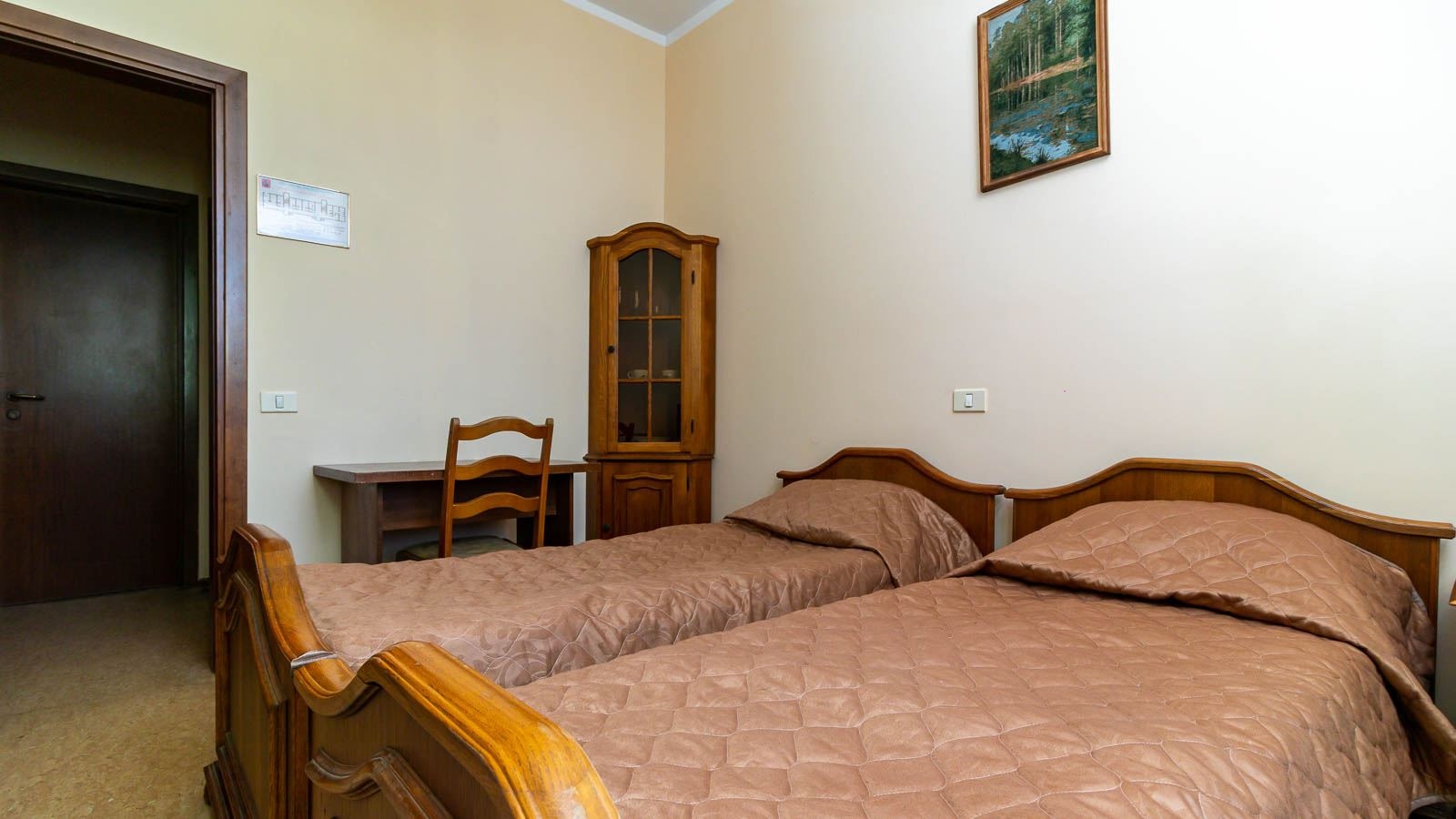 rooms-single-1-floor-without-balcony