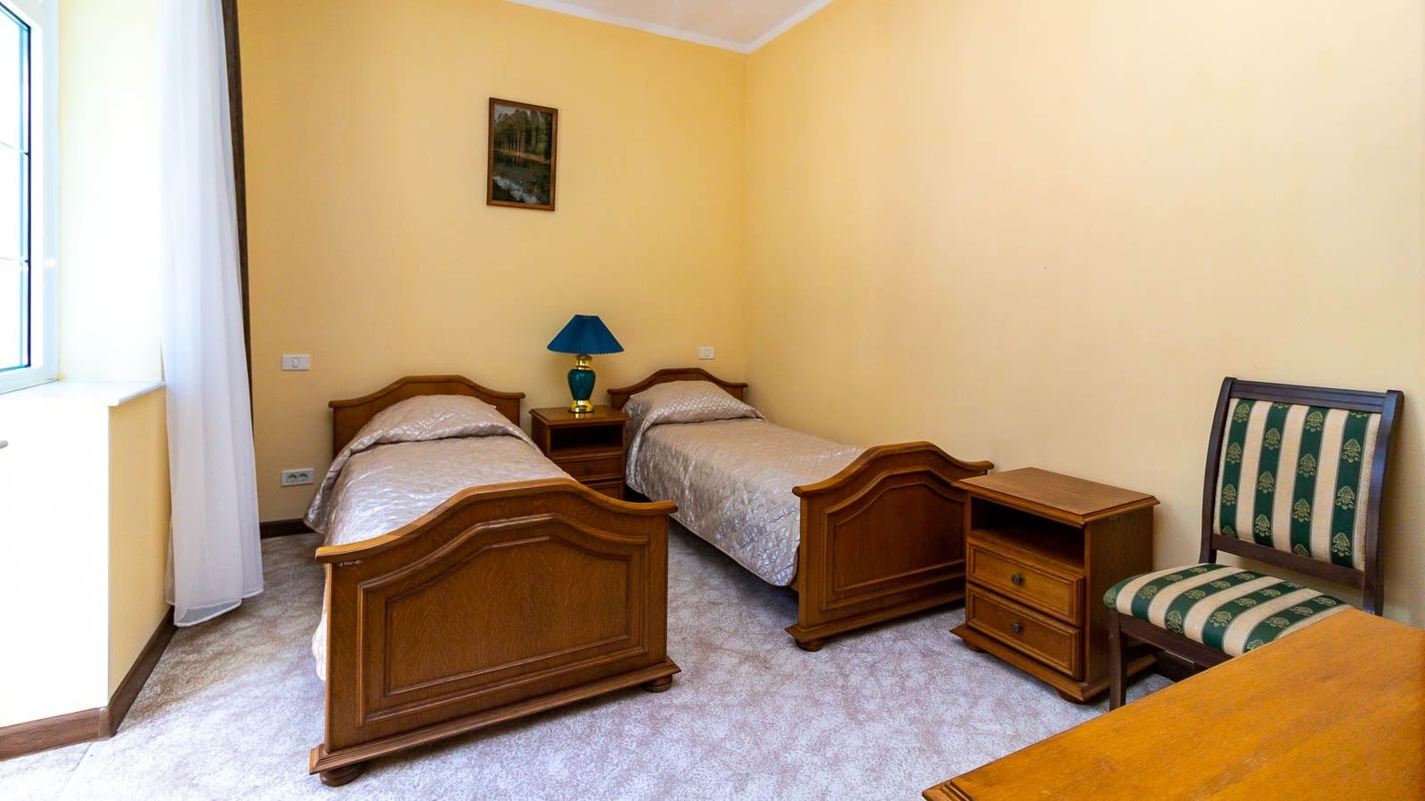 rooms-3-rooms-2-floor-balcony-sea-view