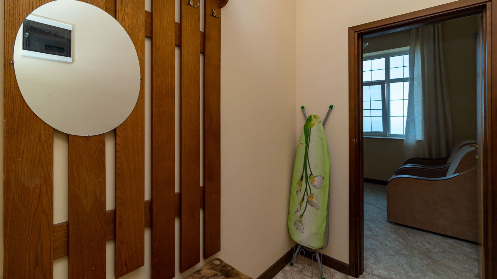 rooms-3-rooms-2-floor-balcony-sea-view