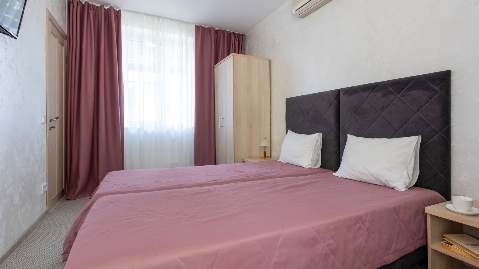 rooms-3-rooms-duplex-7-cottage-balcony