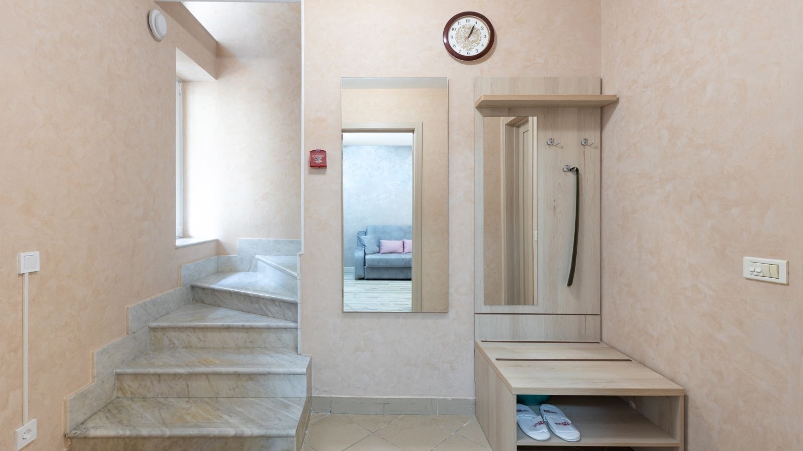 rooms-3-rooms-duplex-7-cottage-balcony