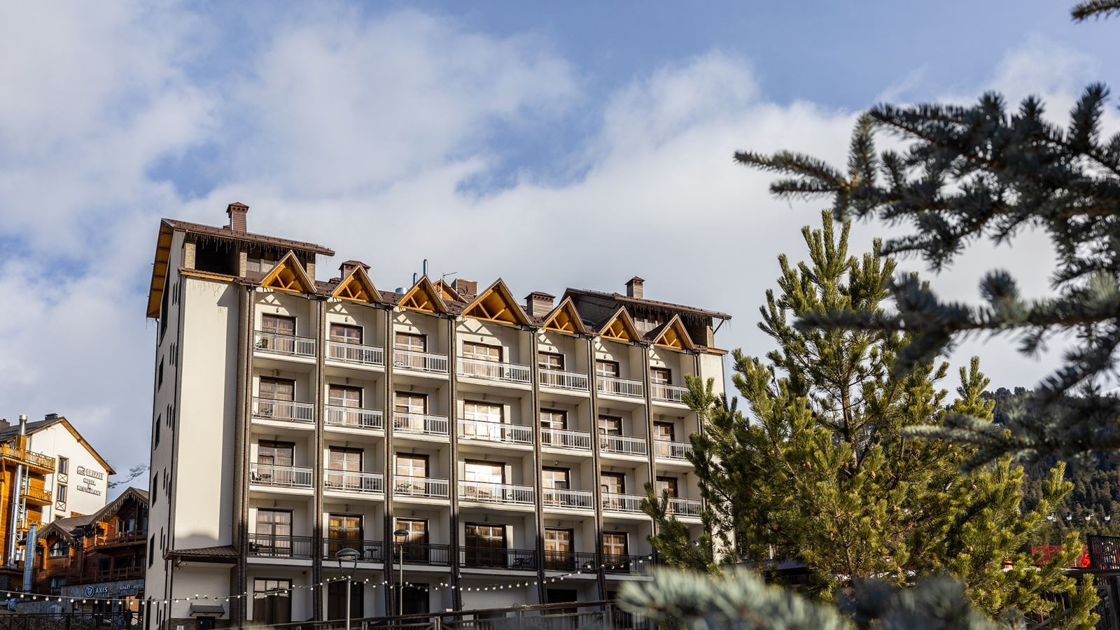 general-main-building