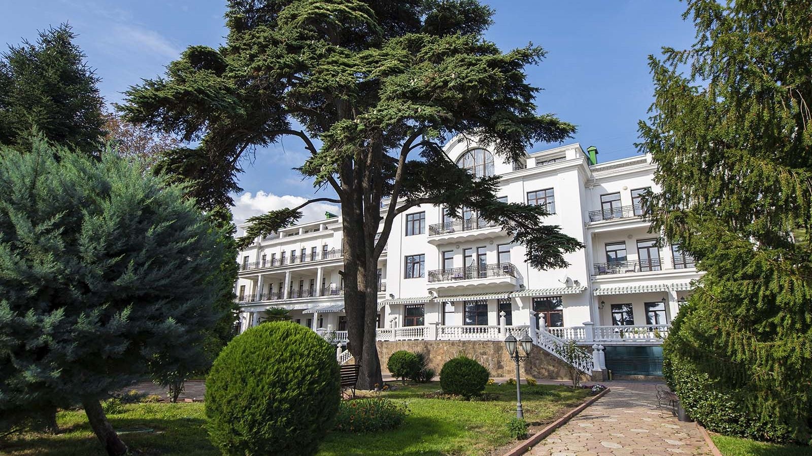 general-main-building