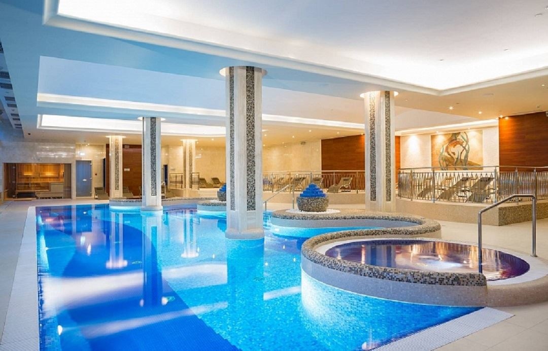 pools-indoor-pool