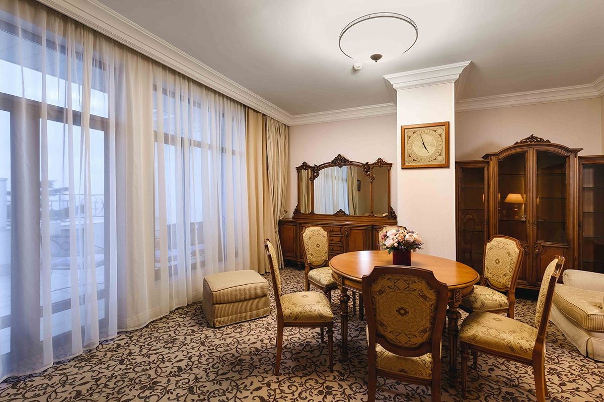 rooms-2-местный-2-комнатный-люкс--корпус-классик