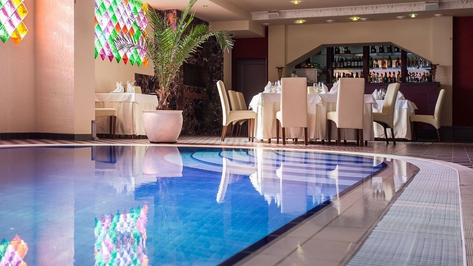 pools-indoor-pool