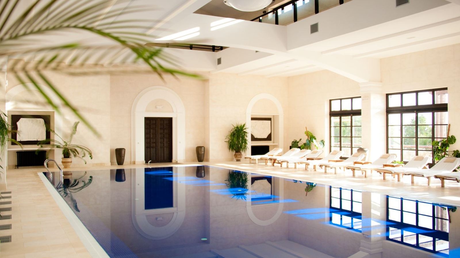 pools-indoor-pool
