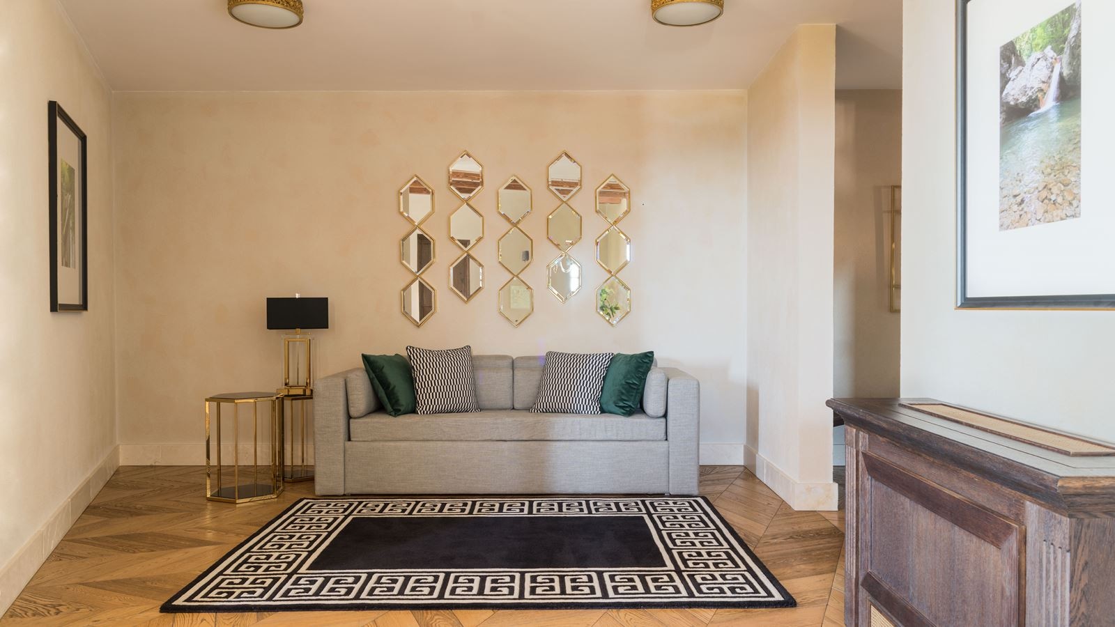 rooms-3room-luxury-apartment