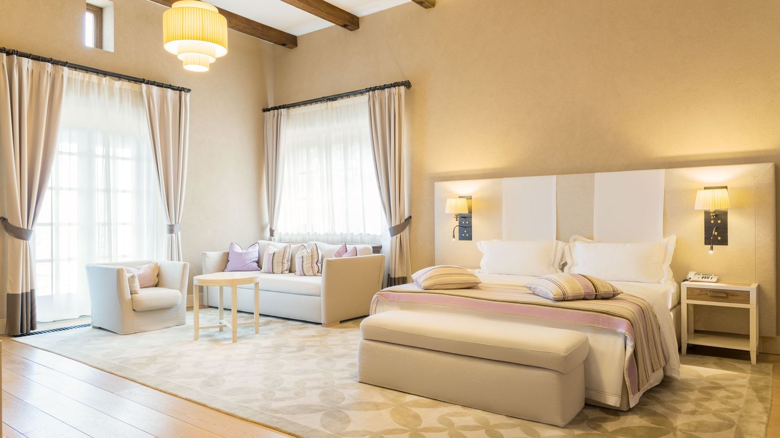 rooms-superior-villas-yanochka-nadia-corals