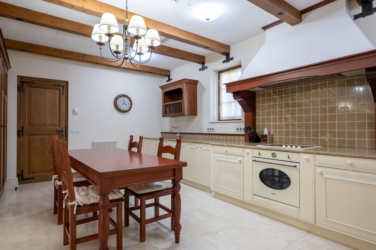 rooms-вилла-виshневый-сад-4-спальни-маshа-чайка