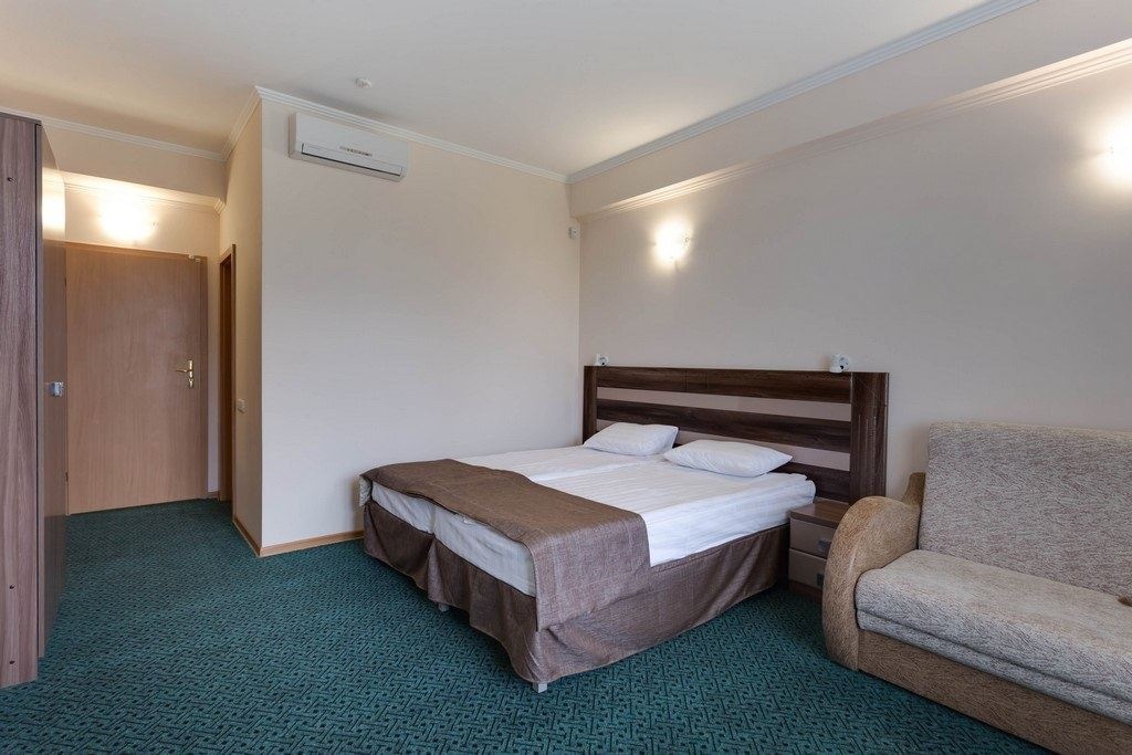 rooms-room-superior-economy