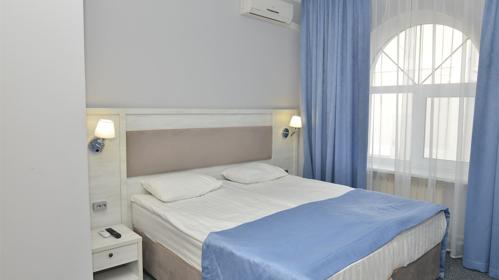 rooms-2-комнатный-стандарт-№1-с-отдельным-входом