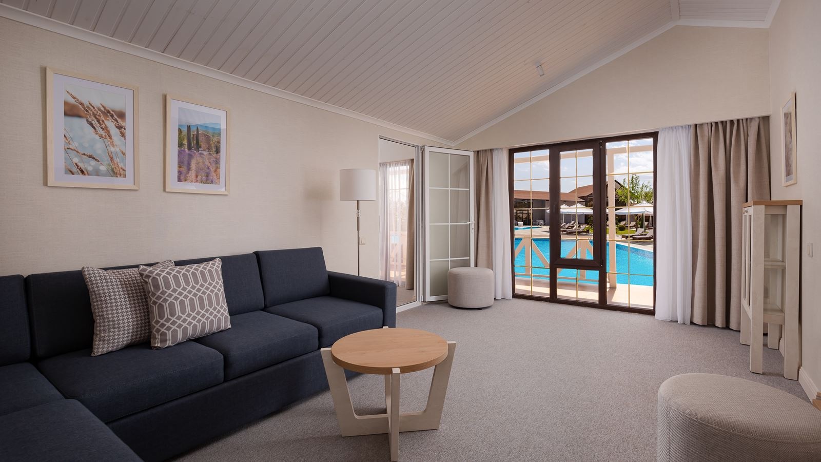 rooms-bungalow-suite