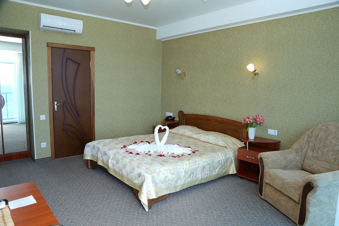 rooms-double-standard-room