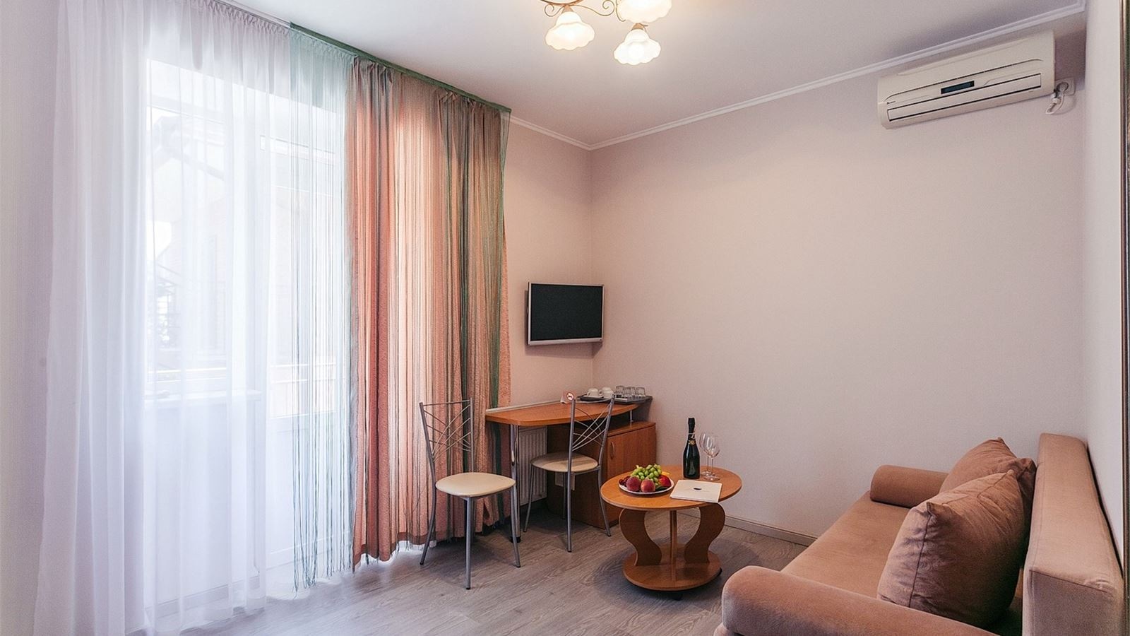 rooms-room-superior-2-rooms