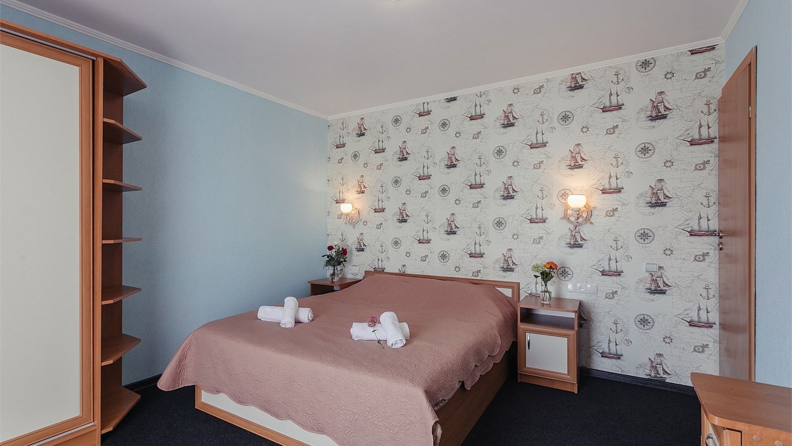 rooms-2-комнатный-делюкс-с-балконом