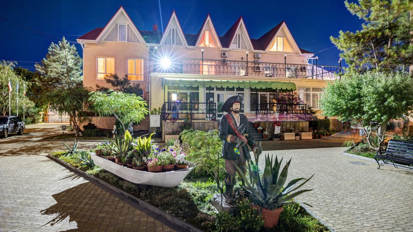 general-main-building