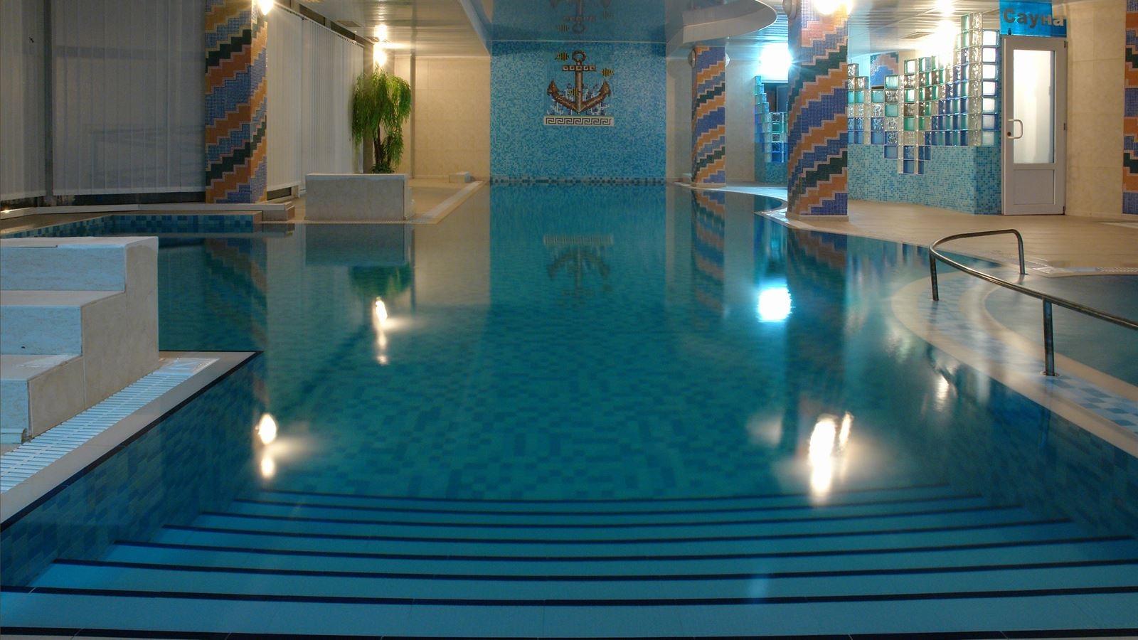 pools-indoor-pool