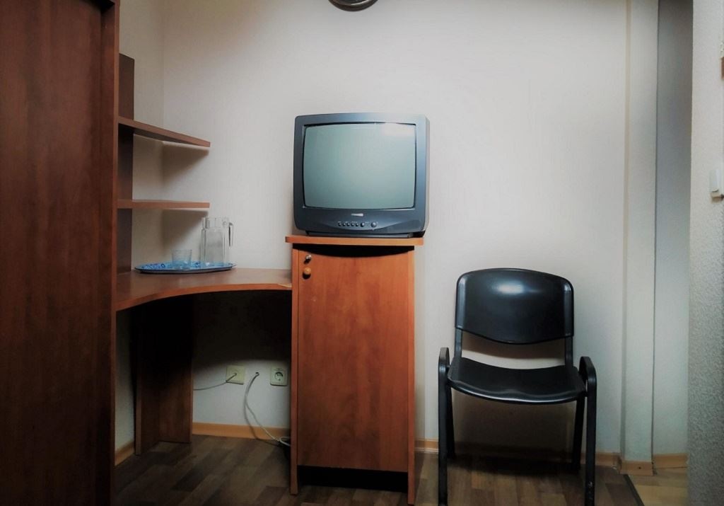 rooms-1bed-economy-and-attic